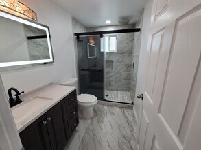 20003 Arminta St in Winnetka, CA - Building Photo - Building Photo
