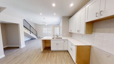 5032 Catoctin Dr in San Diego, CA - Building Photo - Building Photo