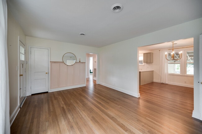 2312 Modena Dr in Nashville, TN - Building Photo - Building Photo