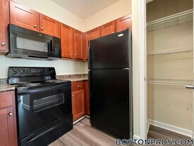 311 Lowell St in Andover, MA - Building Photo