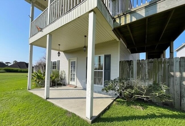 property at 15155 LA-44