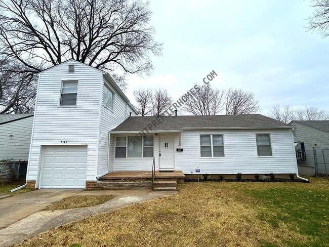 property at 7141 E Easton Pl