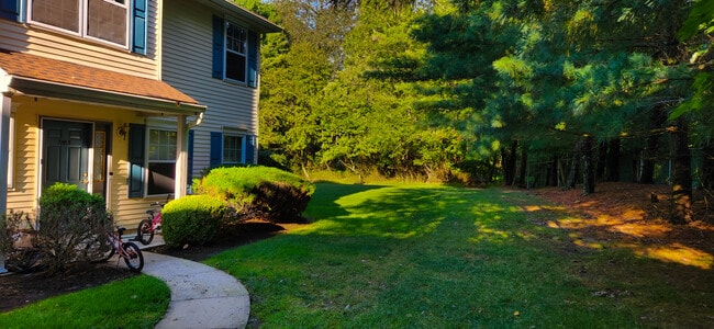 property at 1103 Roseberry Ct