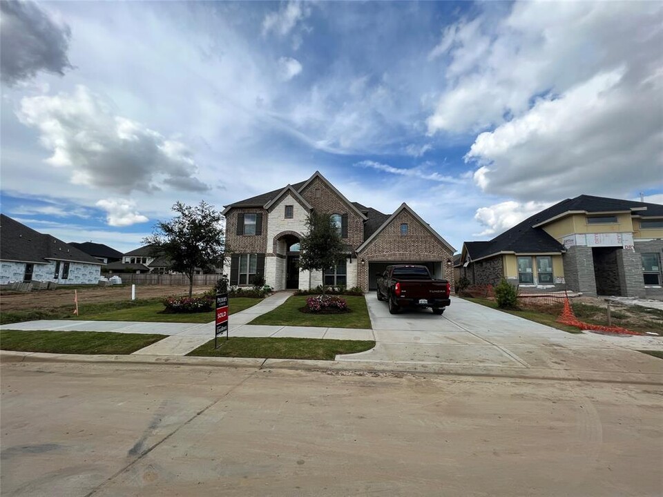 26510 Star Blossom Ln in Richmond, TX - Building Photo