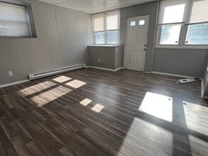 403 25th St in Watervliet, NY - Building Photo - Building Photo