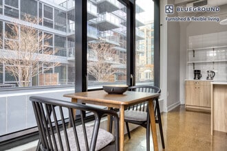 676 N La Salle Dr in Chicago, IL - Building Photo - Building Photo
