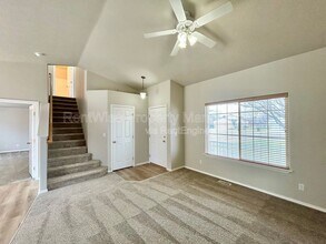 668 N Quarter Moon Ave in Kuna, ID - Building Photo - Building Photo