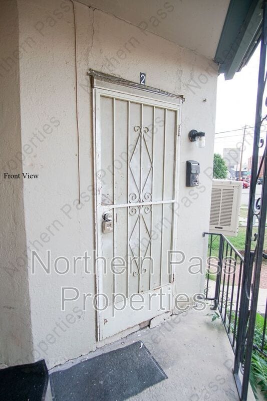 1104 Myrtle Ave in El Paso, TX - Building Photo - Building Photo