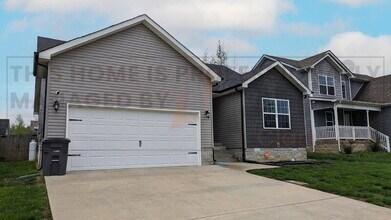 518 Sourwood Dr in Clarksville, TN - Building Photo - Building Photo