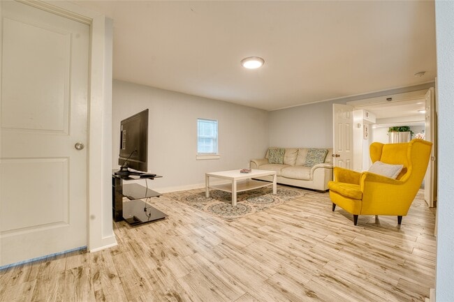 property at 1917 Ave M 1/2