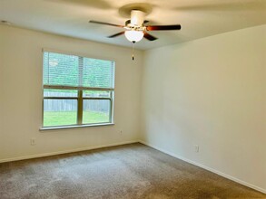 14411 Sunny Bnd Wy in Conroe, TX - Building Photo - Building Photo