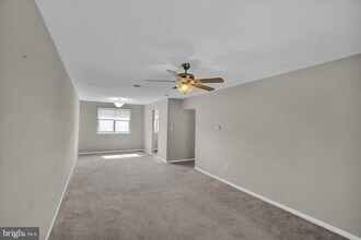 46-6-46 Holly Dr in Reading, PA - Foto de edificio - Building Photo