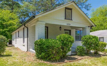 123 Chicamauga Ave SW in Atlanta, GA - Building Photo - Building Photo