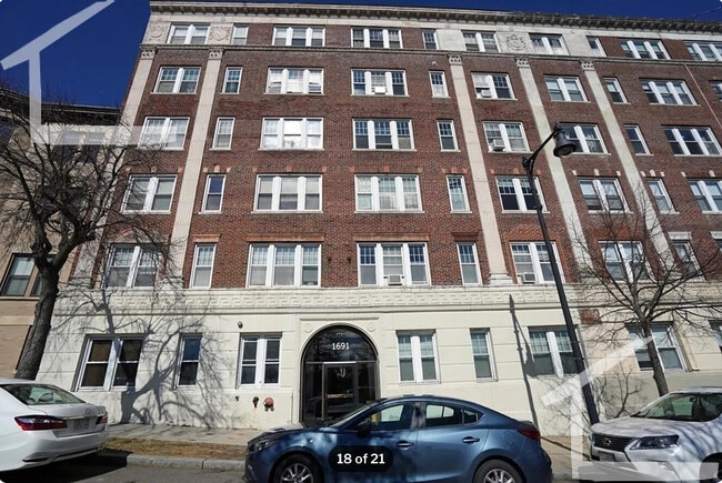 1691 Commonwealth Ave, Unit 27