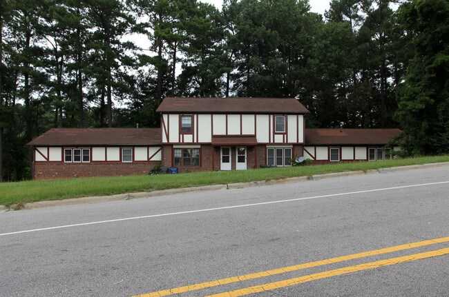 3107 New Hope Church Rd in Raleigh, NC - Foto de edificio - Building Photo