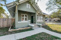 400 Avondale Ave, Unit 236 in San Antonio, TX - Building Photo - Building Photo