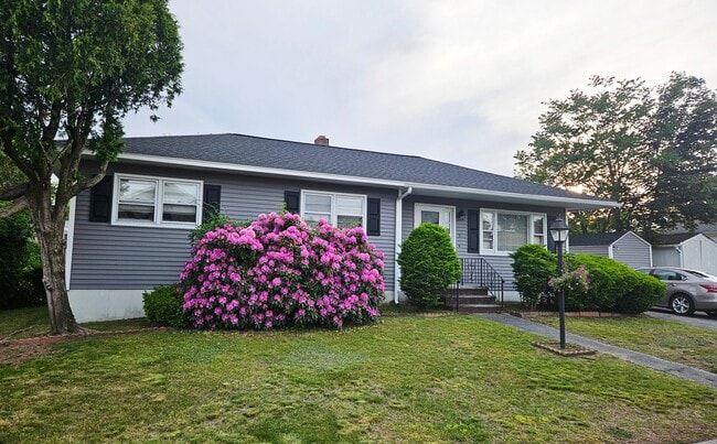 property at 5 Winston Dr