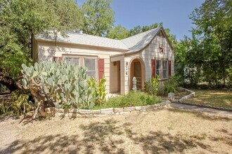 914 W Monroe St in Austin, TX - Building Photo - Building Photo
