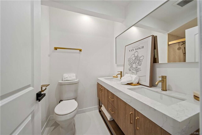 property at 11946 Aneta St
