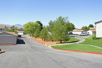 Sierra Pointe Apartments in Saint George, UT - Building Photo - Building Photo