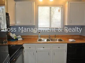 16 Edgehill Cove in Maumelle, AR - Building Photo - Building Photo
