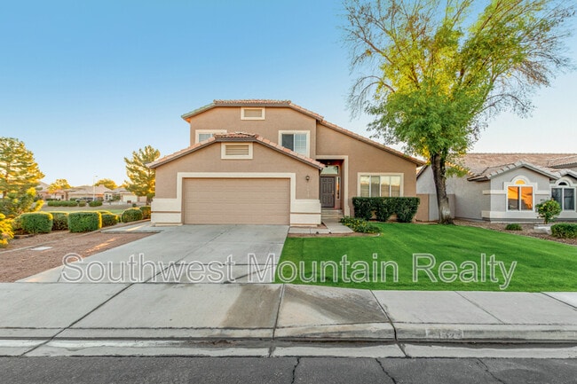 property at 1523 S Vine St