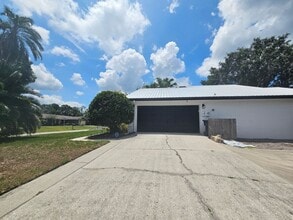 5103 Fernbrook Ln in Lakeland, FL - Building Photo - Building Photo