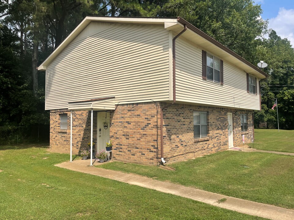 525 Mount Pelia Rd, Unit 11 in Martin, TN - Foto de edificio