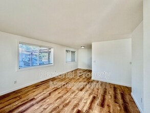 4325 E 17th St in Vancouver, WA - Building Photo - Building Photo