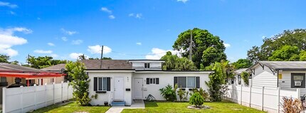 401 NW 16th Ave, Unit Apt N in Fort Lauderdale, FL - Building Photo - Building Photo