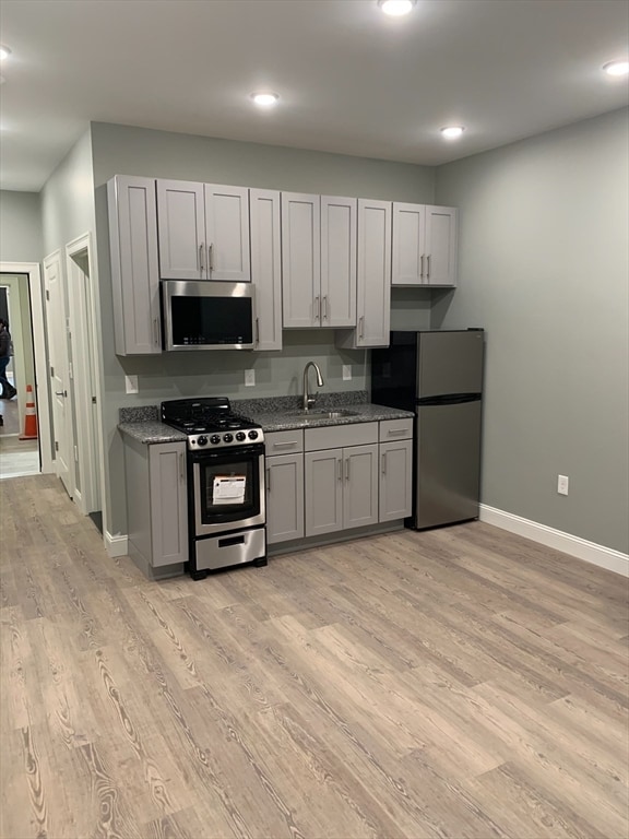 14 Yeamans St in Revere, MA - Building Photo - Building Photo