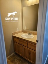 2008 E White Oak Ct in Nampa, ID - Building Photo - Building Photo