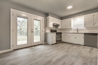 13817 N Everest Ave in Edmond, OK - Building Photo - Building Photo