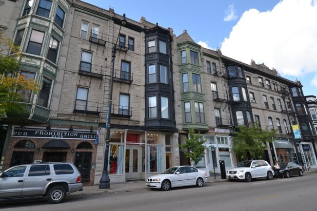 2142 N Halsted St, Unit J08P