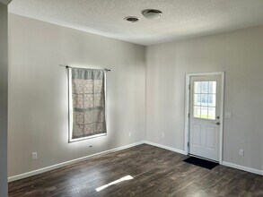 615 W South St in Bluffton, IN - Building Photo - Building Photo