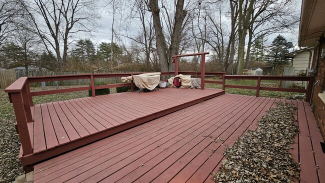 10909 College Pl Dr in Indianapolis, IN - Building Photo - Building Photo