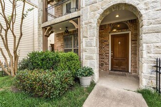 5033 Mission Ave in Dallas, TX - Building Photo - Building Photo