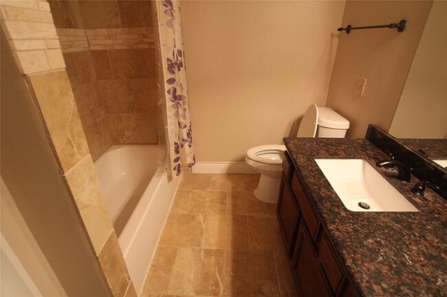 property at 17627 Red Oak Dr