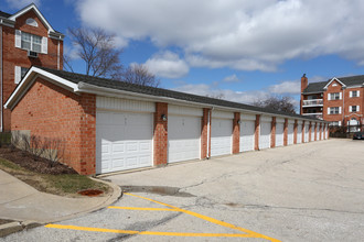 Steepleview Apartments in Itasca, IL - Building Photo - Building Photo