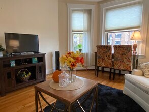 451 Park Dr, Unit 3b in Boston, MA - Building Photo - Building Photo