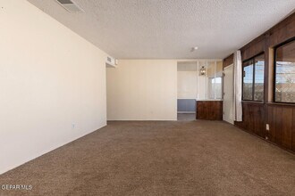 10545 Palomino St in El Paso, TX - Building Photo - Building Photo