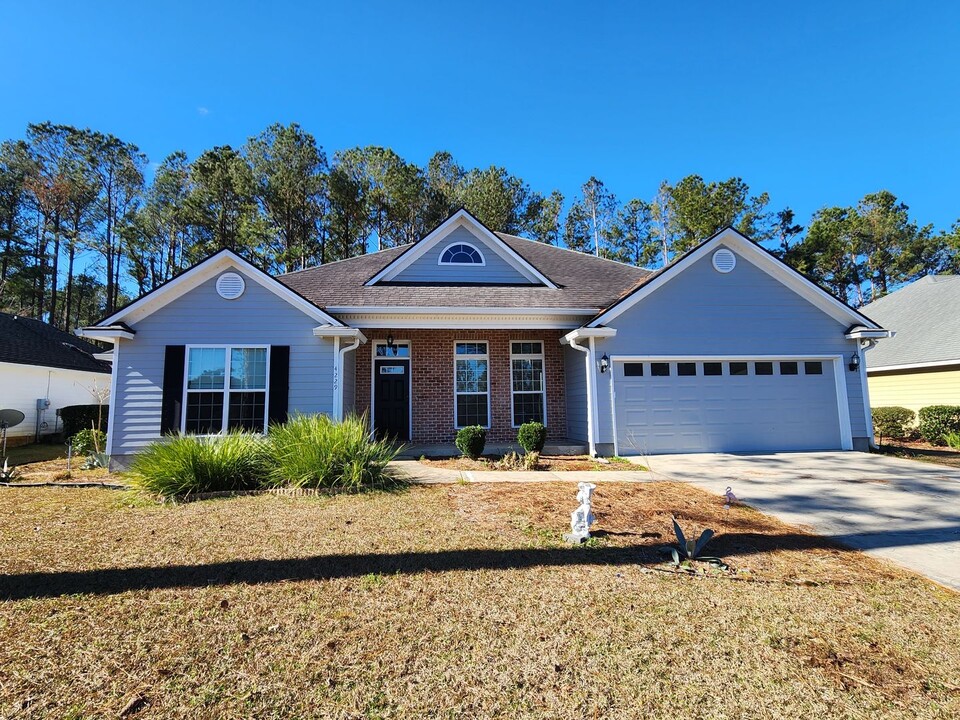 4229 Whithorn Way in Valdosta, GA - Building Photo