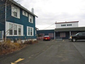 Gmb5 Student Housing in Herkimer, NY - Foto de edificio - Building Photo