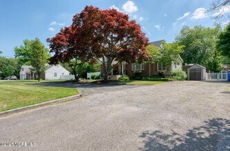 1597 N Bay Ave in Toms River, NJ - Building Photo - Building Photo