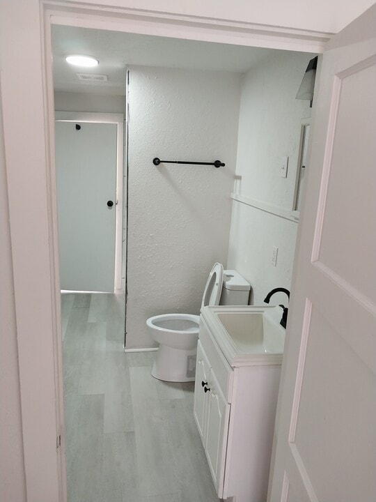 630 W King Ave, Unit 630 W King, Unit E in Kingsville, TX - Foto de edificio