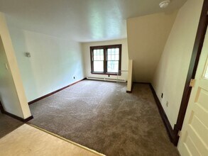 4036-4038 Manor Dr in Stroudsburg, PA - Building Photo - Building Photo
