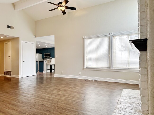 8432 Basin Cir in Huntington Beach, CA - Building Photo - Building Photo