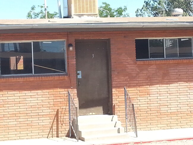 3414 Eastern Ave SE, Unit 4 in Albuquerque, NM - Foto de edificio - Building Photo