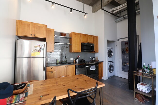 20 Sunnyside St in Boston, MA - Building Photo - Building Photo