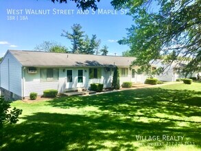 86 W Walnut St, Unit D in Yoe, PA - Building Photo - Building Photo